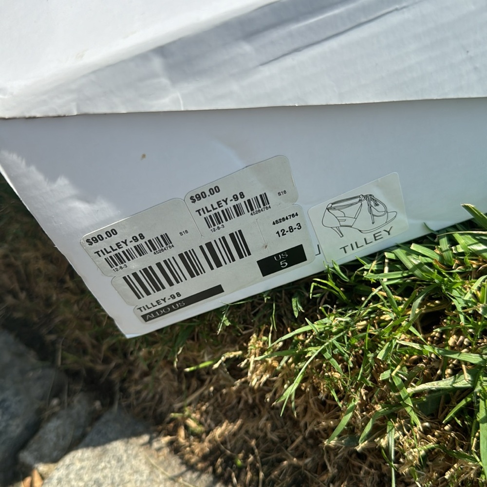 Also Shoe - Picture 2 of 2